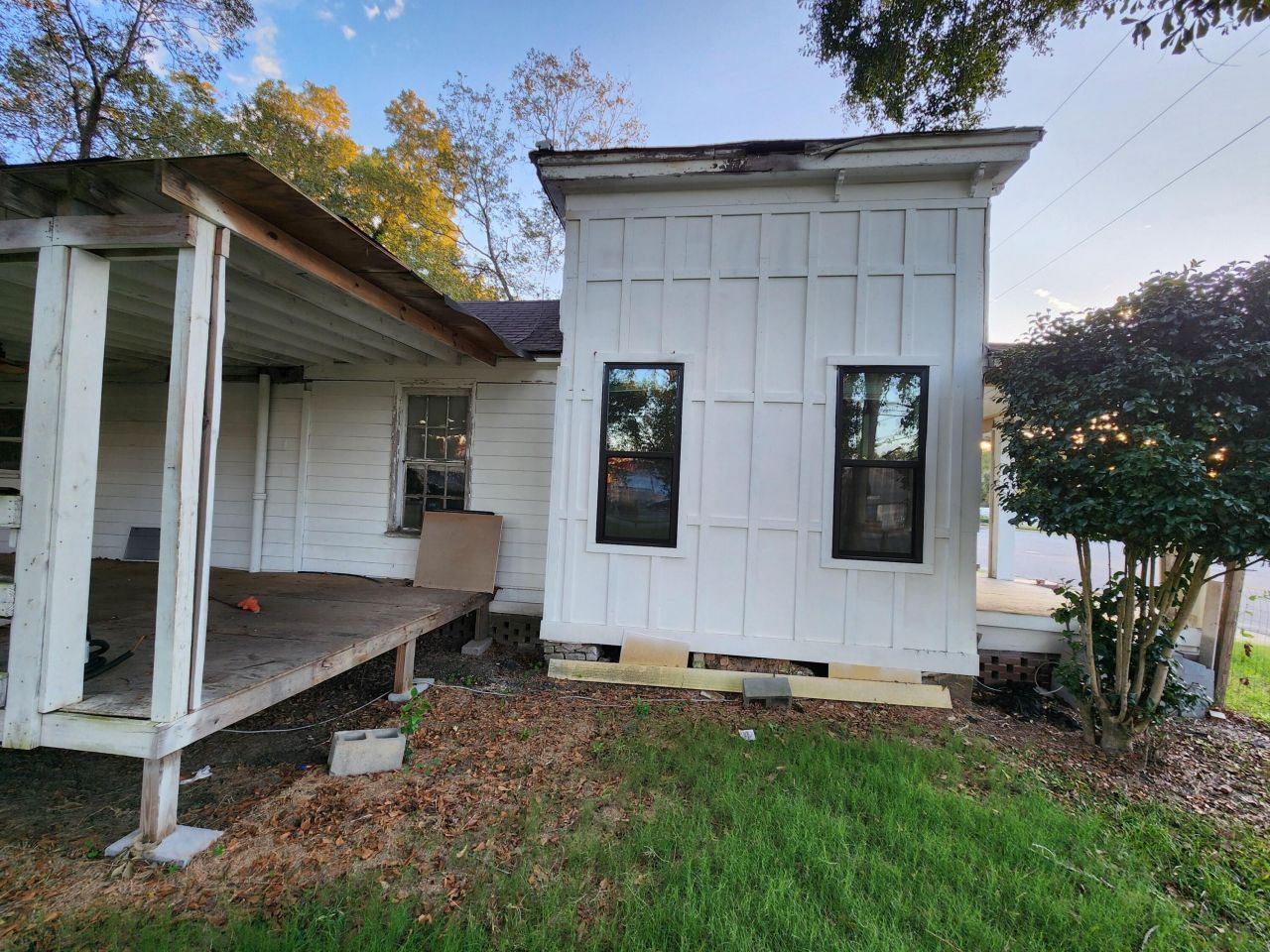 905 Peak Street Photo 5