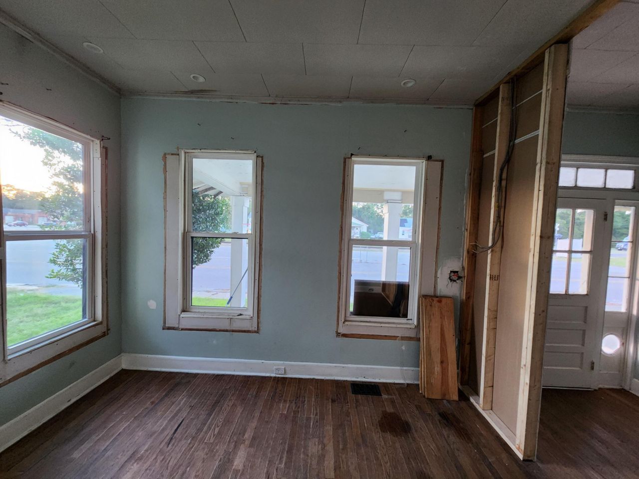 905 Peak Street Photo 7