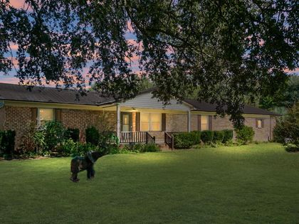 1763 Kingstree Highway Manning, SC 29102