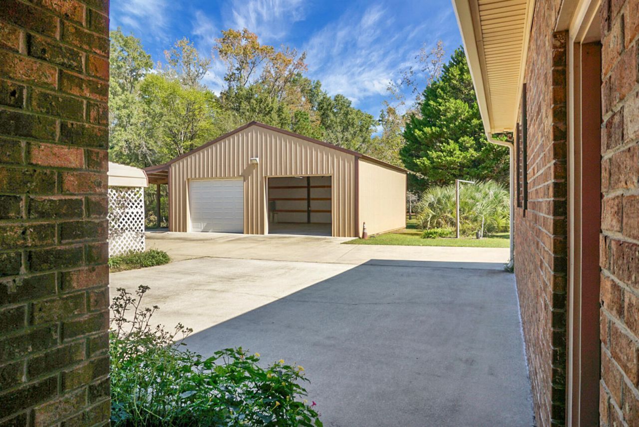 1763 Kingstree Highway Photo 33