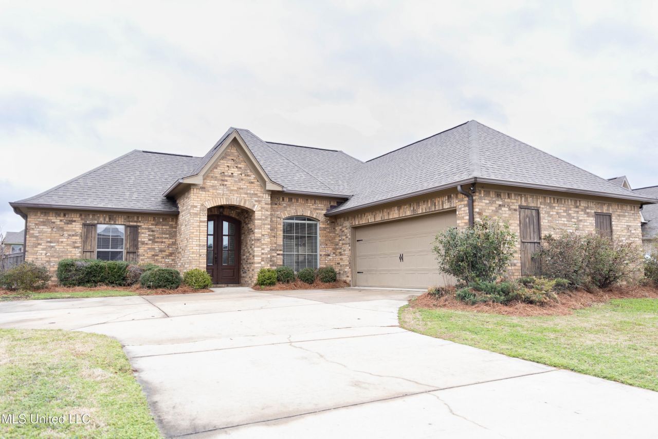 116 Essen Lane, Madison, MS 39110 Main Photo
