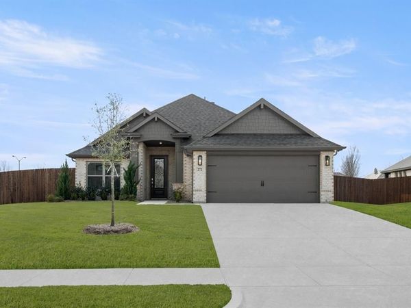 272 Sparkling Springs Drive, Waxahachie, TX 75165