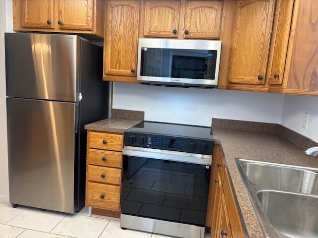 907 Marina Drive, Unit 402, North Palm Beach, FL 33408 Photo