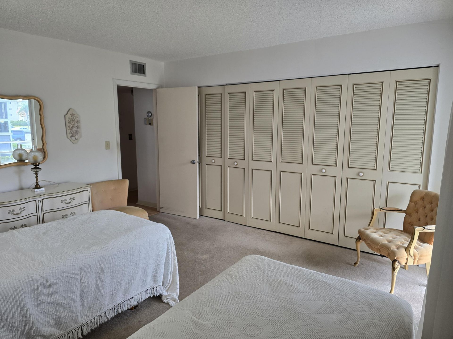 2668 N Garden Drive N, Unit 202, Lake Worth, FL 33461 Photo