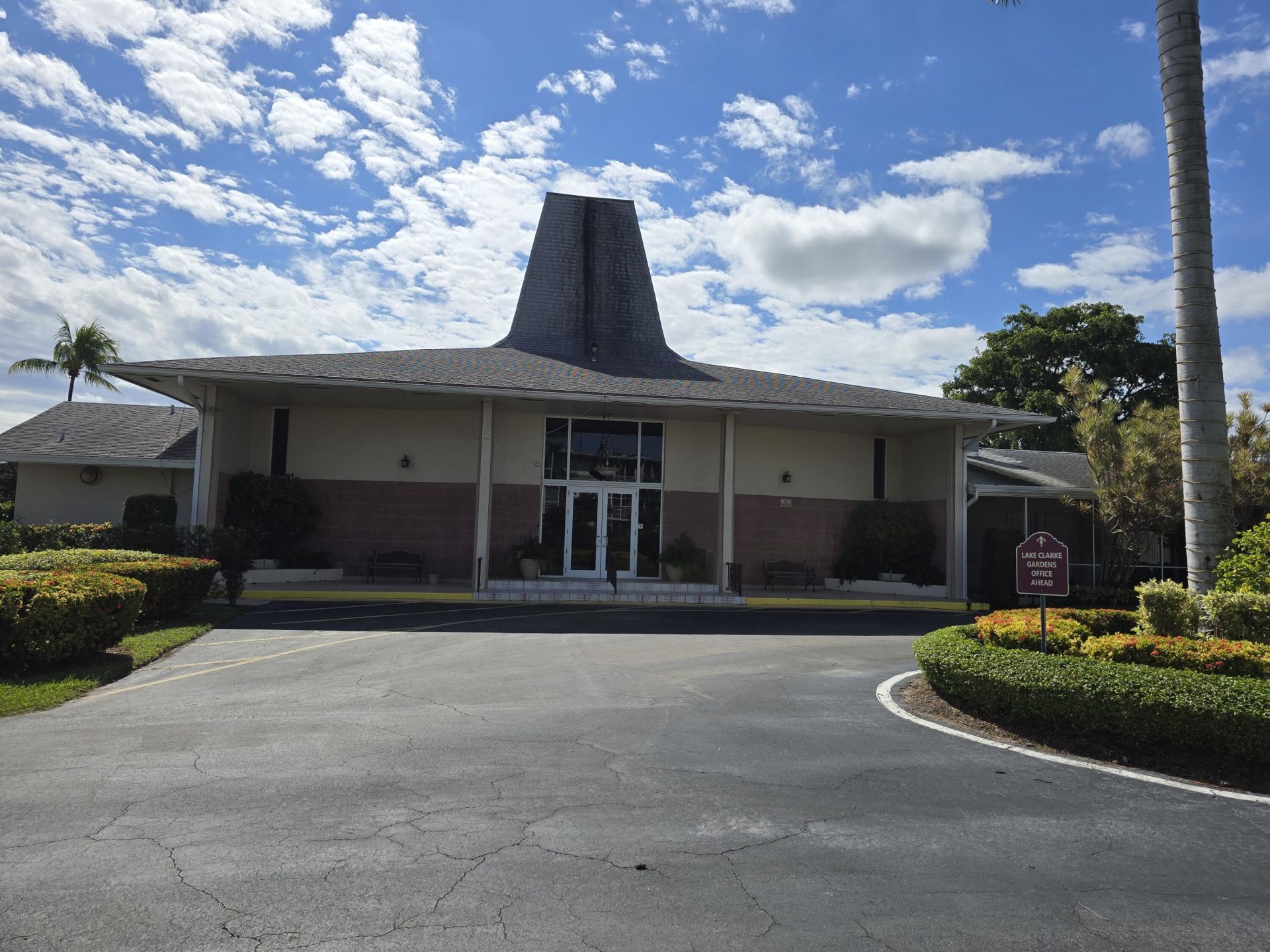 2668 N Garden Drive N, Unit 202, Lake Worth, FL 33461 Photo