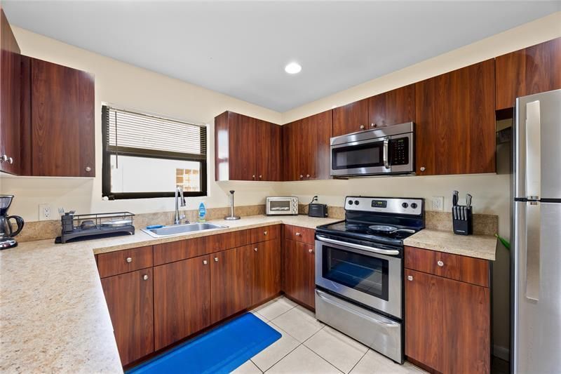 1421 NE 5th Ter, Fort Lauderdale, FL 33304 Photo