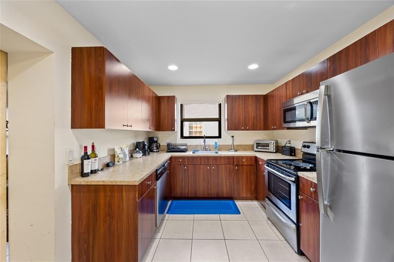 1421 NE 5th Ter, Fort Lauderdale, FL 33304 Photo