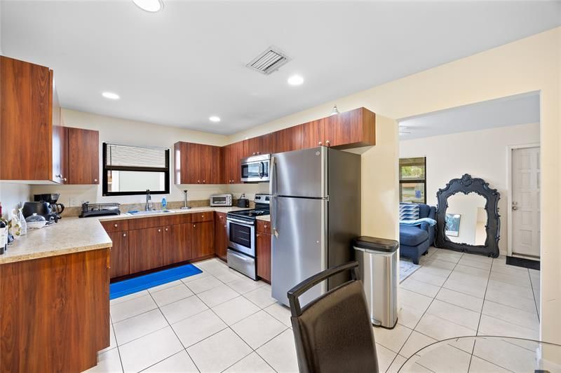 1421 NE 5th Ter, Fort Lauderdale, FL 33304 Photo