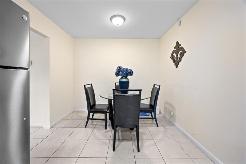 1421 NE 5th Ter, Fort Lauderdale, FL 33304 Photo