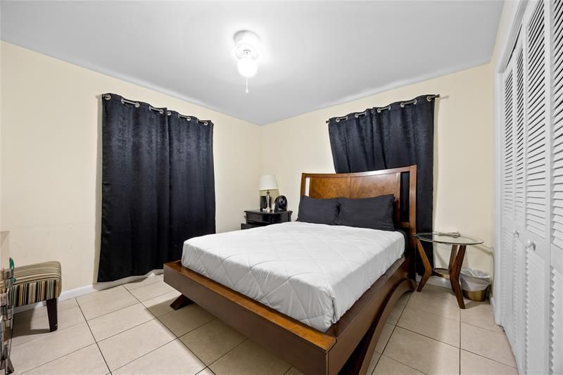 1421 NE 5th Ter, Fort Lauderdale, FL 33304 Photo