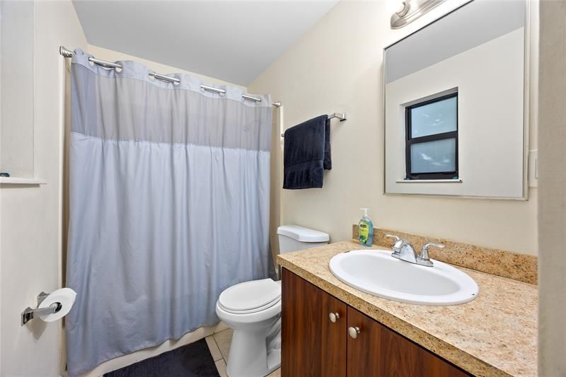 1421 NE 5th Ter, Fort Lauderdale, FL 33304 Photo