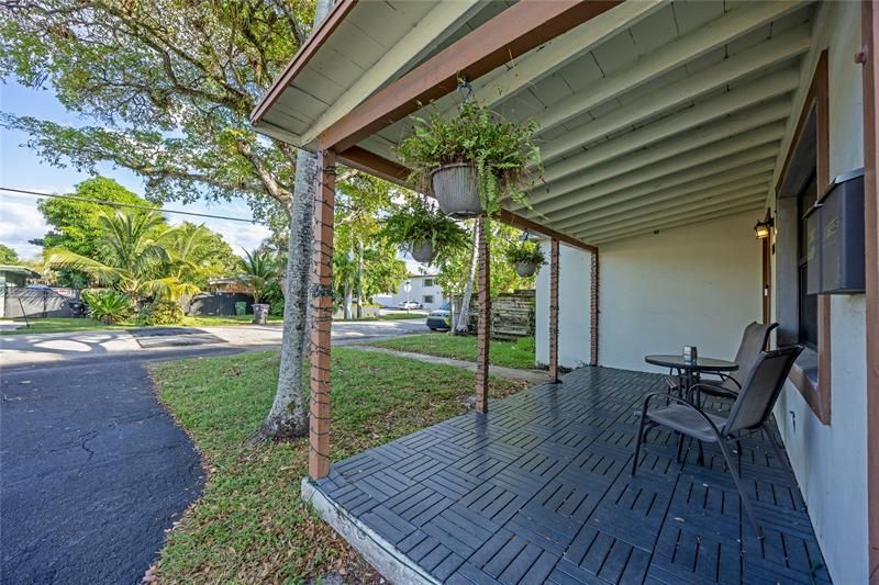 1421 NE 5th Ter, Fort Lauderdale, FL 33304 Photo