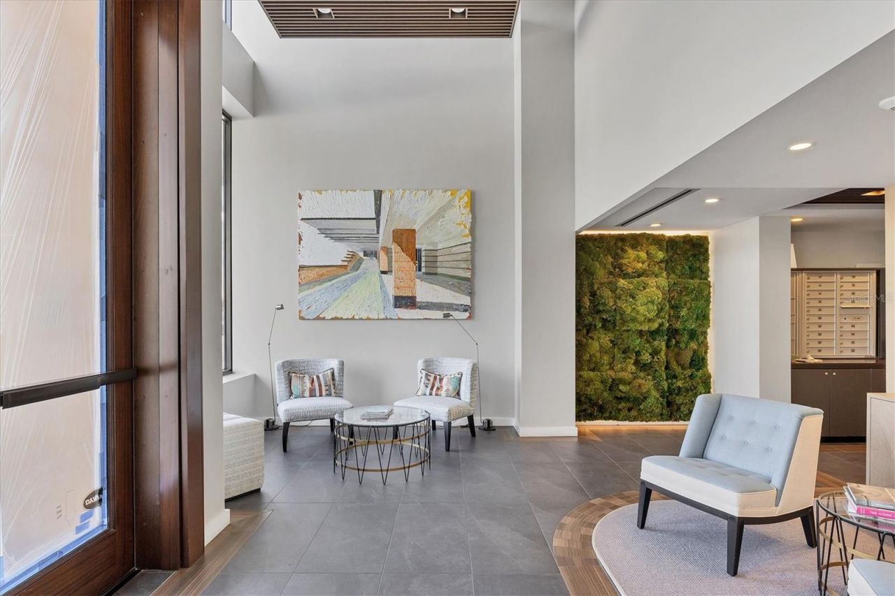 300 S Pineapple Avenue, Unit 302, Sarasota, FL 34236 Photo