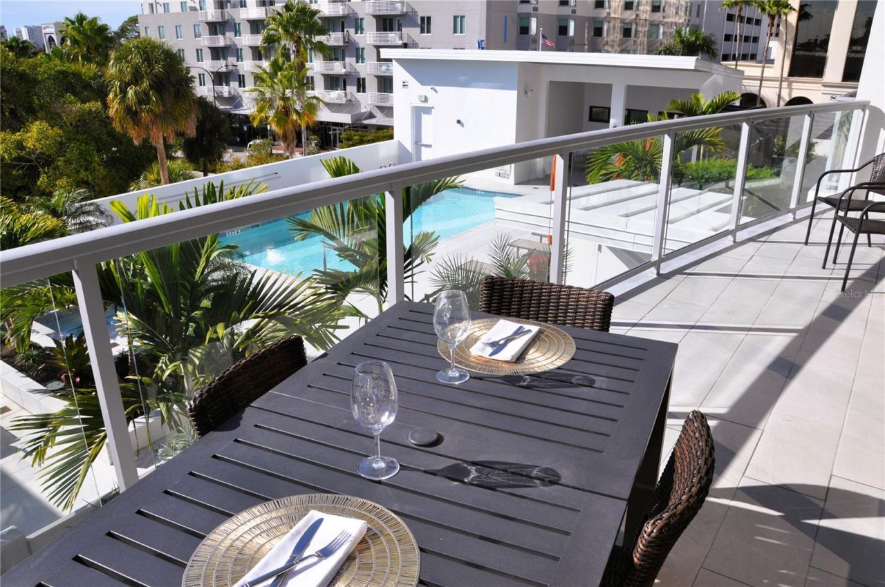 300 S Pineapple Avenue, Unit 302, Sarasota, FL 34236 Photo