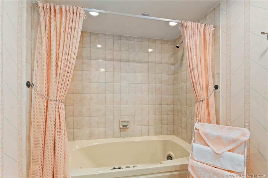 9960 S Ocean Drive, Unit 1503, Jensen Beach, FL 34957 Photo