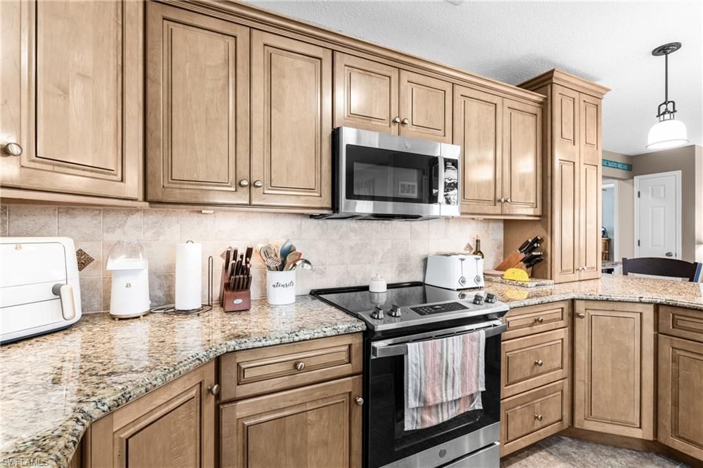 140 Curlew St, Fort Myers Beach, FL 33931 Photo