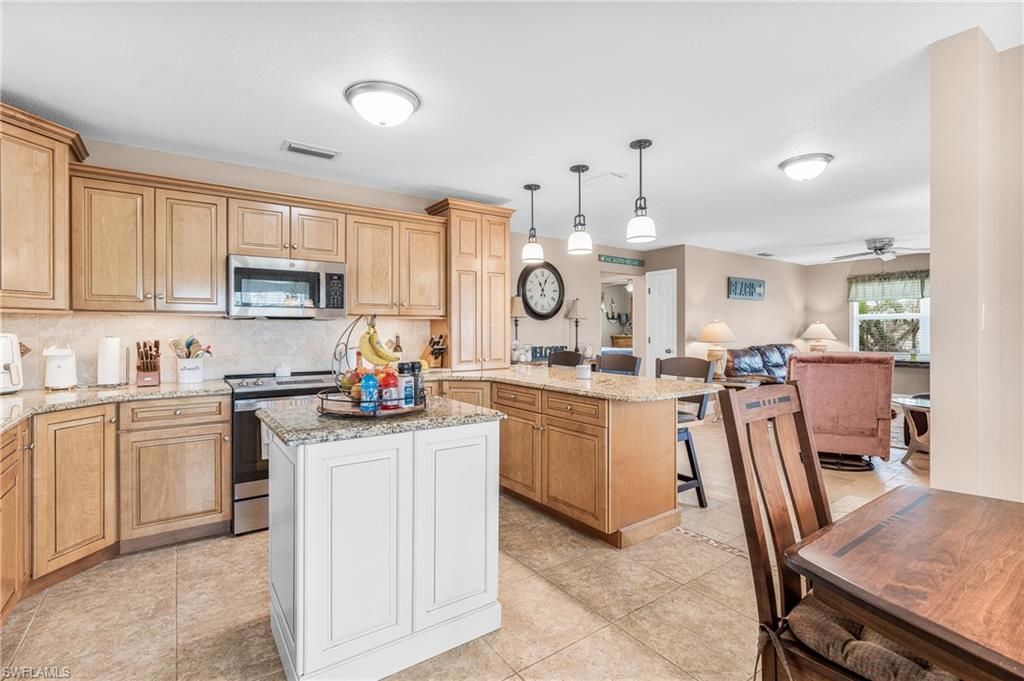 140 Curlew St, Fort Myers Beach, FL 33931 Photo