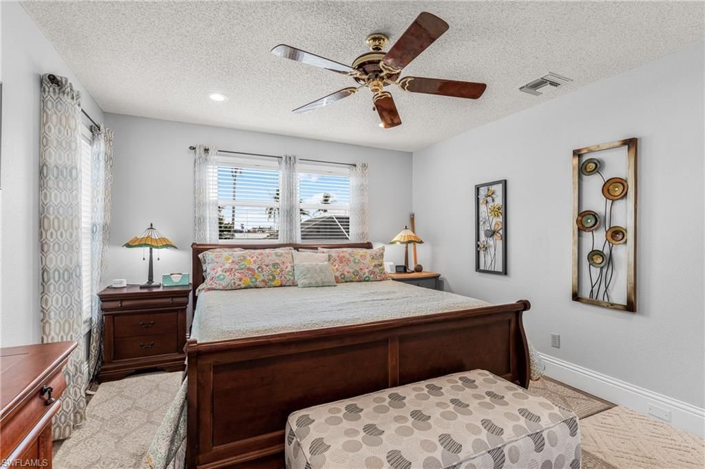 140 Curlew St, Fort Myers Beach, FL 33931 Photo