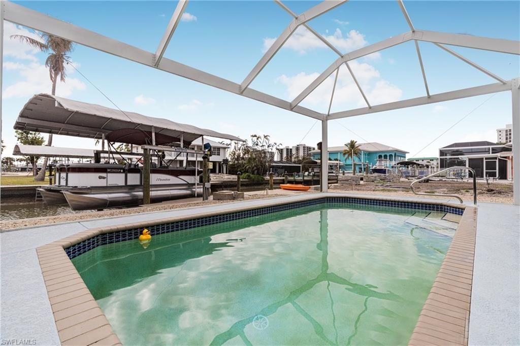 140 Curlew St, Fort Myers Beach, FL 33931 Photo