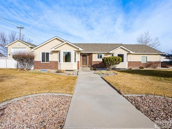 1529 Sunny Pine Way, IDAHO FALLS, ID 83404