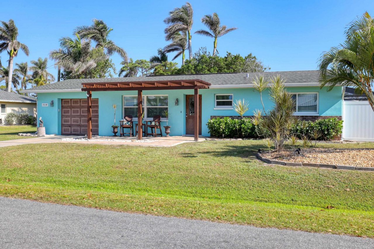 7238 Emily Dr, Fort Myers, FL 33908 Photo