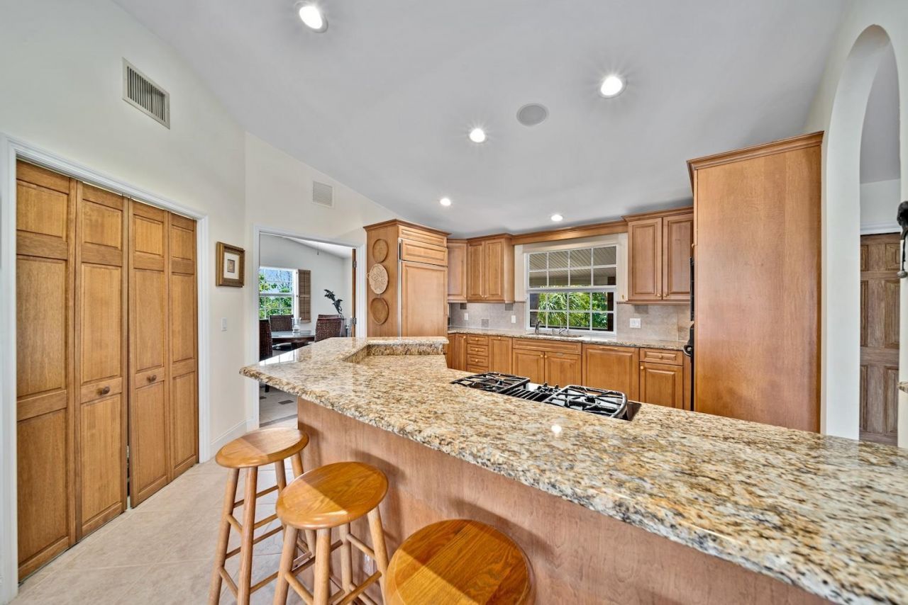 716 Rabbit Rd, Sanibel, FL 33957 Photo