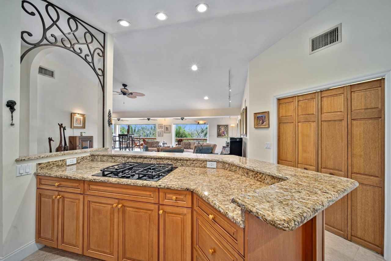 716 Rabbit Rd, Sanibel, FL 33957 Photo