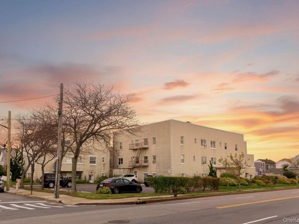 525 Beach 138th Street, Unit A2, Belle Harbor, NY 11694