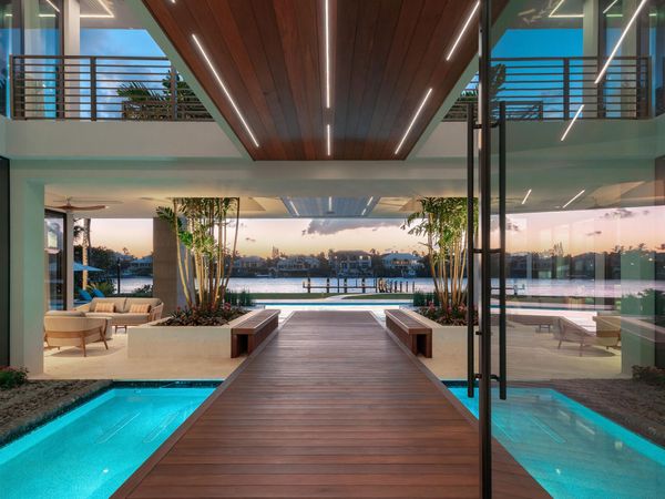 488 S Beach Road, Jupiter Island, FL 33455