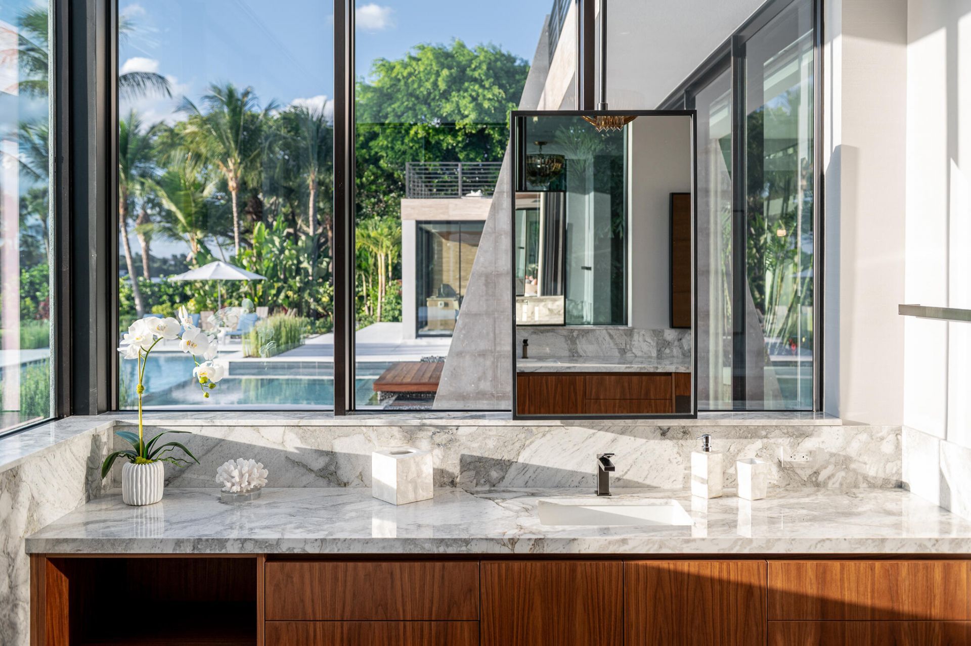 488 S Beach Road, Jupiter Island, FL 33455 Photo