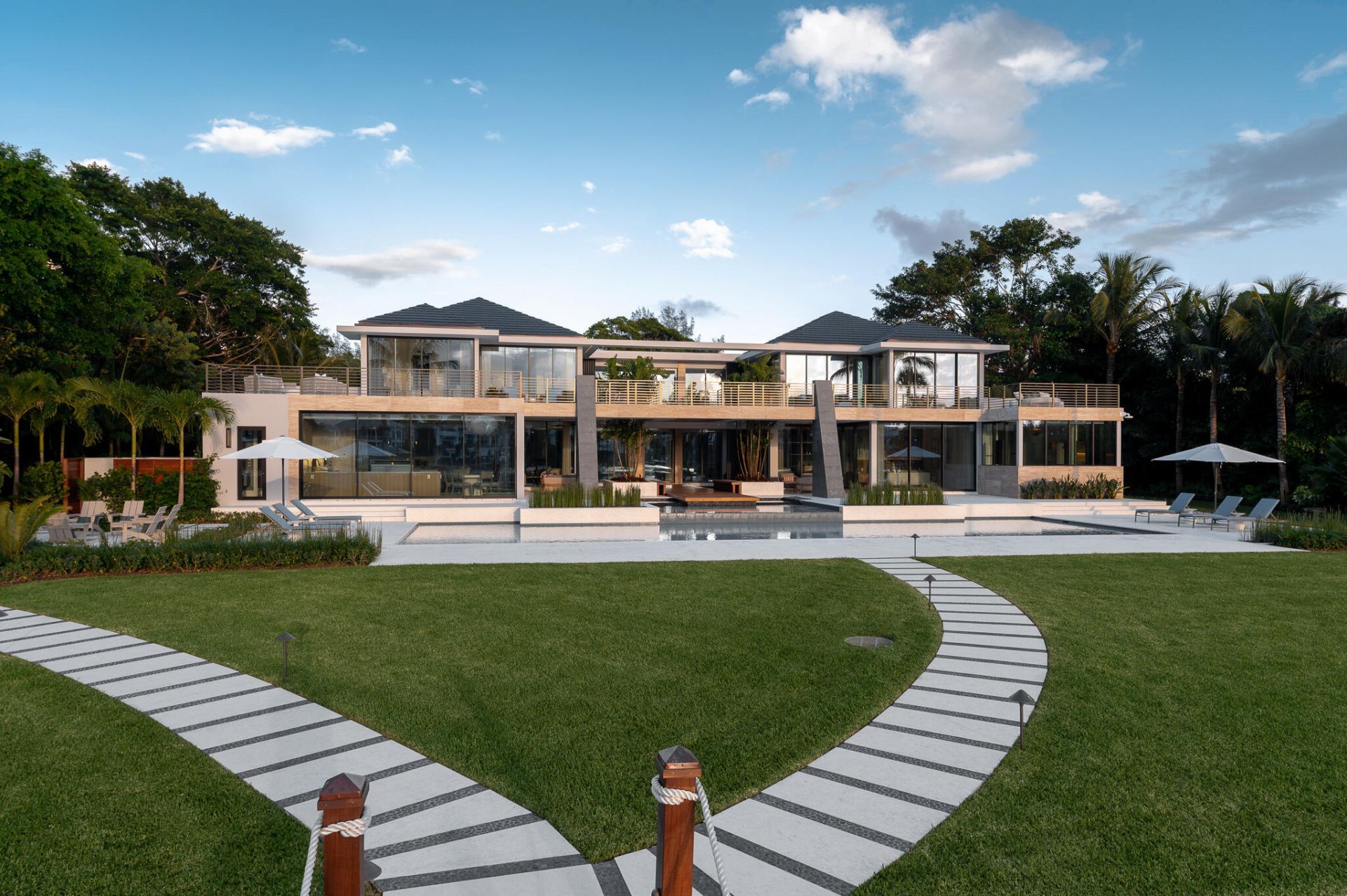 488 S Beach Road, Jupiter Island, FL 33455 Photo