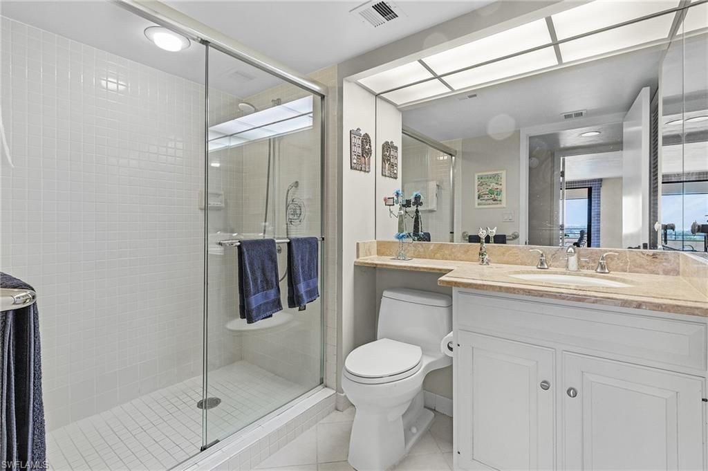 5260 S Landings Dr, Unit 802, Fort Myers, FL 33919 Photo