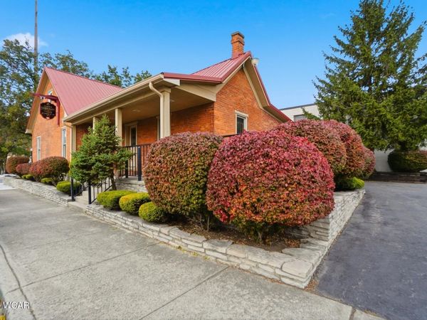 303 E High Street, Lima, OH 45801