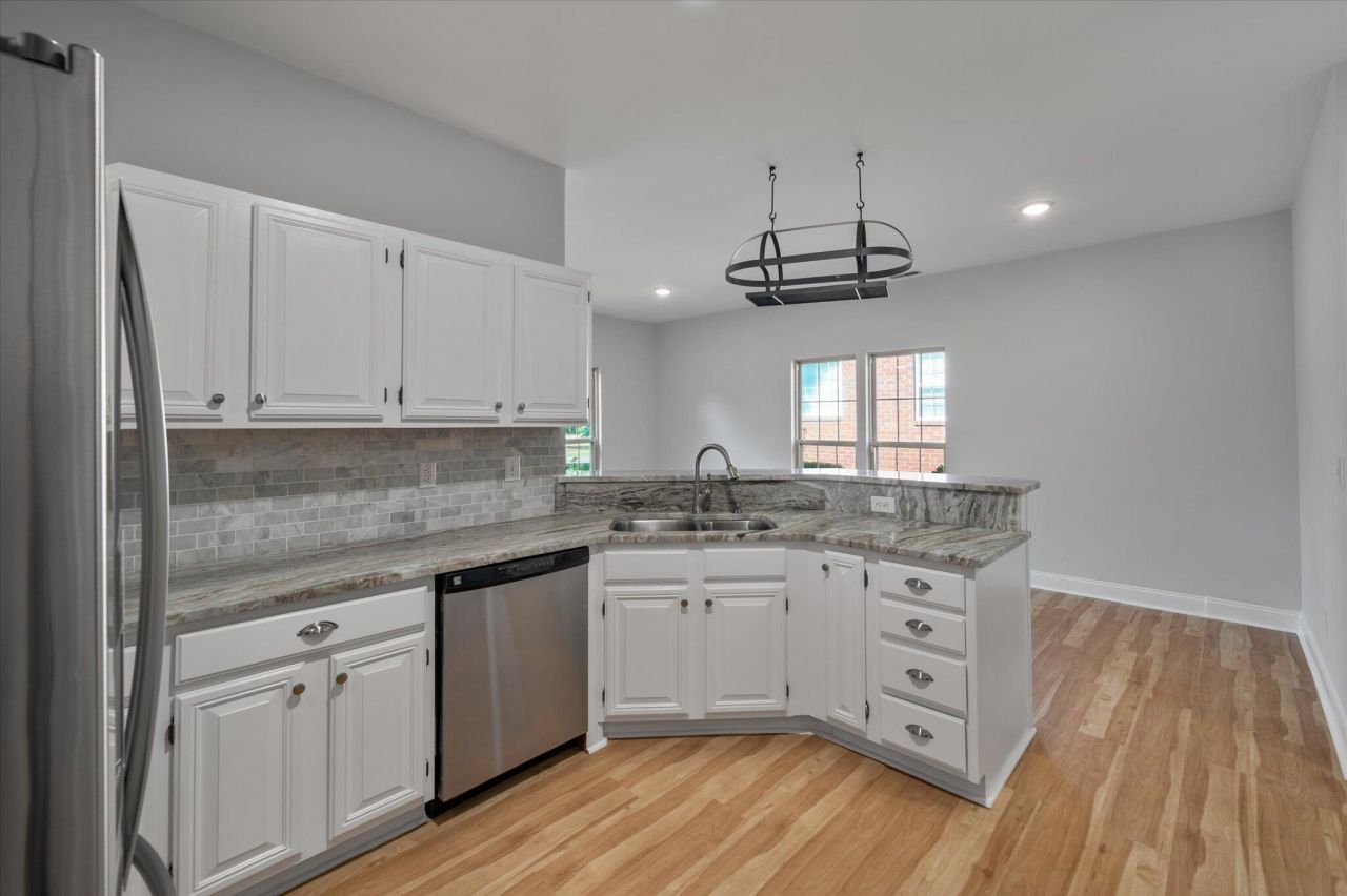 103 Innisbrook Bend Photo 22