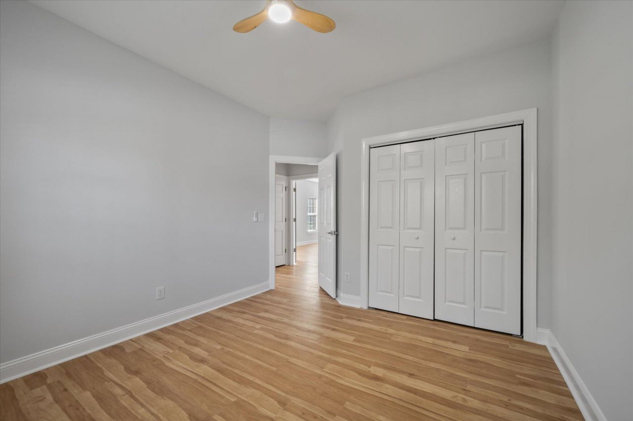 103 Innisbrook Bend Photo 32