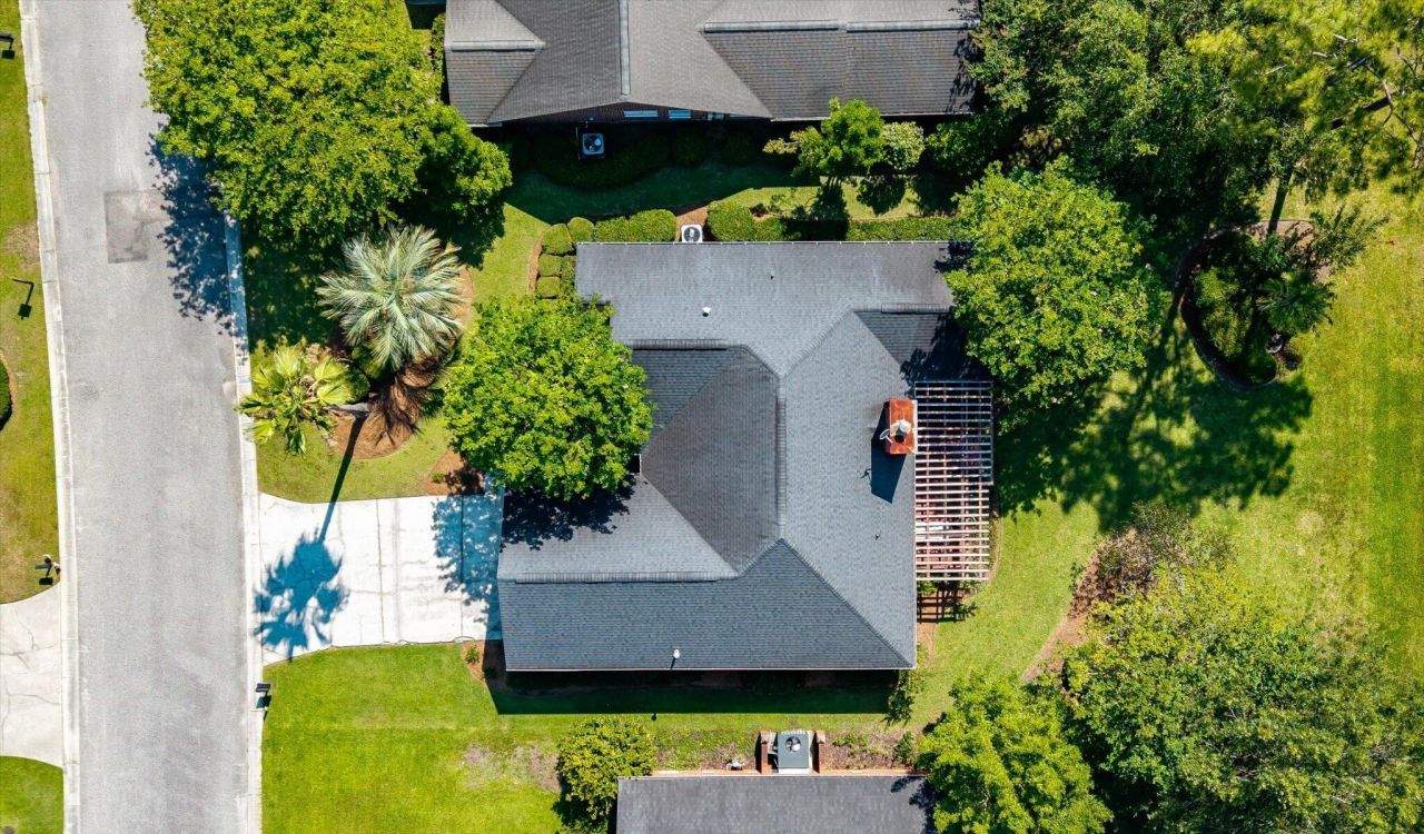 103 Innisbrook Bend Photo 46