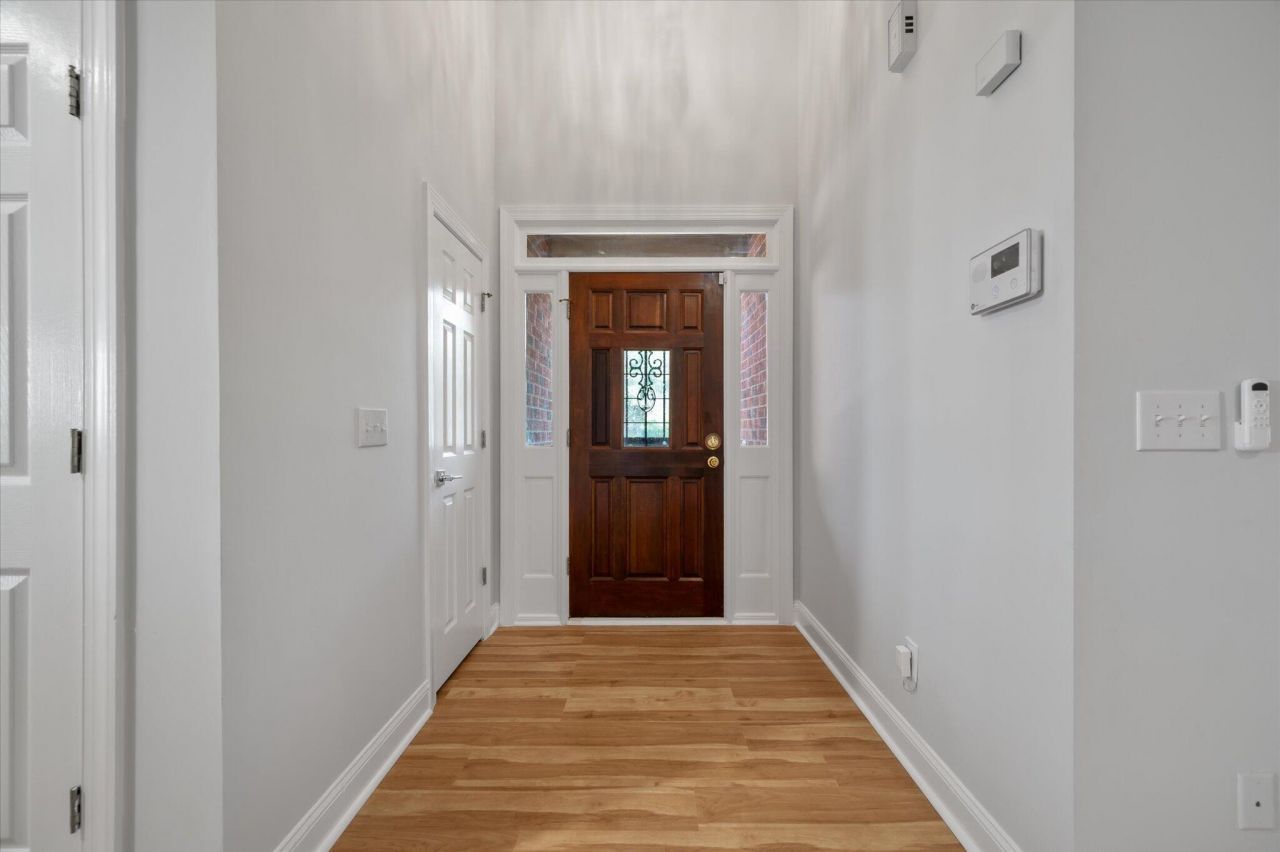 103 Innisbrook Bend Photo 9