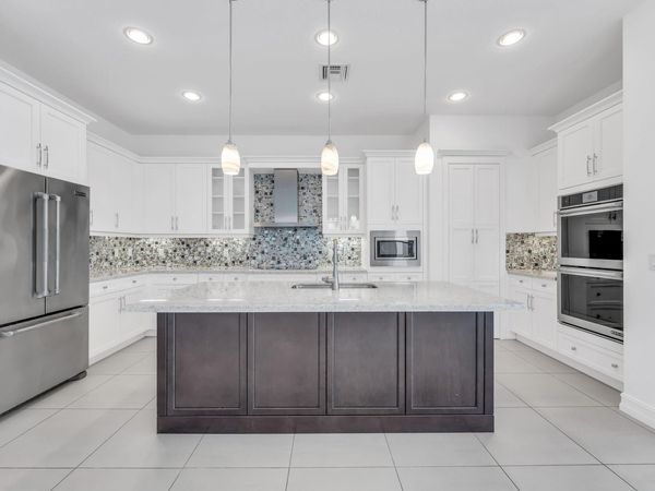 1286 SW 113th Way, Pembroke Pines, FL 33025