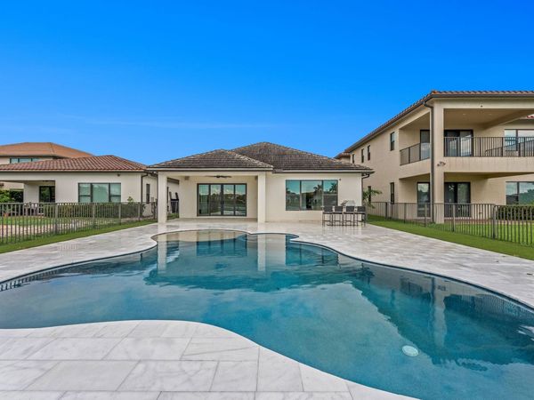 1286 SW 113th Way, Pembroke Pines, FL 33025