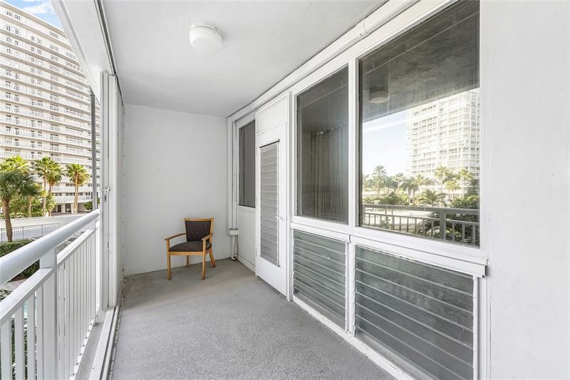 1920 S Ocean Drive, Unit 306, Fort Lauderdale, FL 33316 Photo