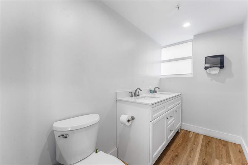 1920 S Ocean Drive, Unit 306, Fort Lauderdale, FL 33316 Photo