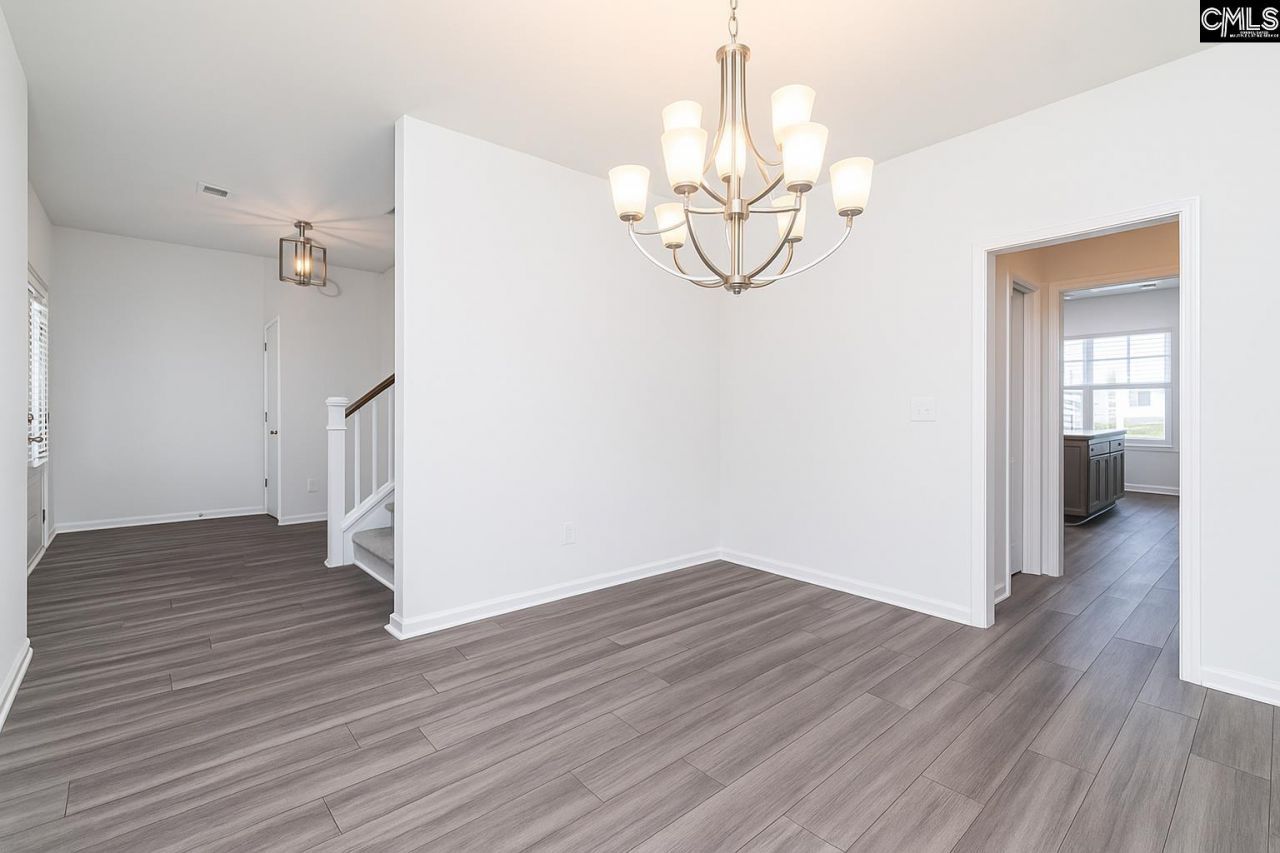 682 Bell Flower Lane  Photo 7