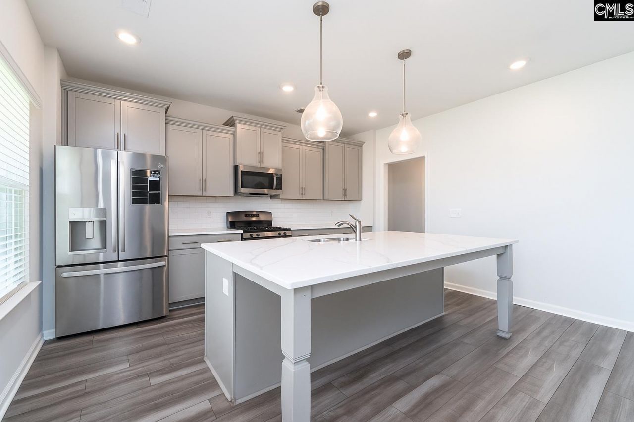 682 Bell Flower Lane  Photo 9