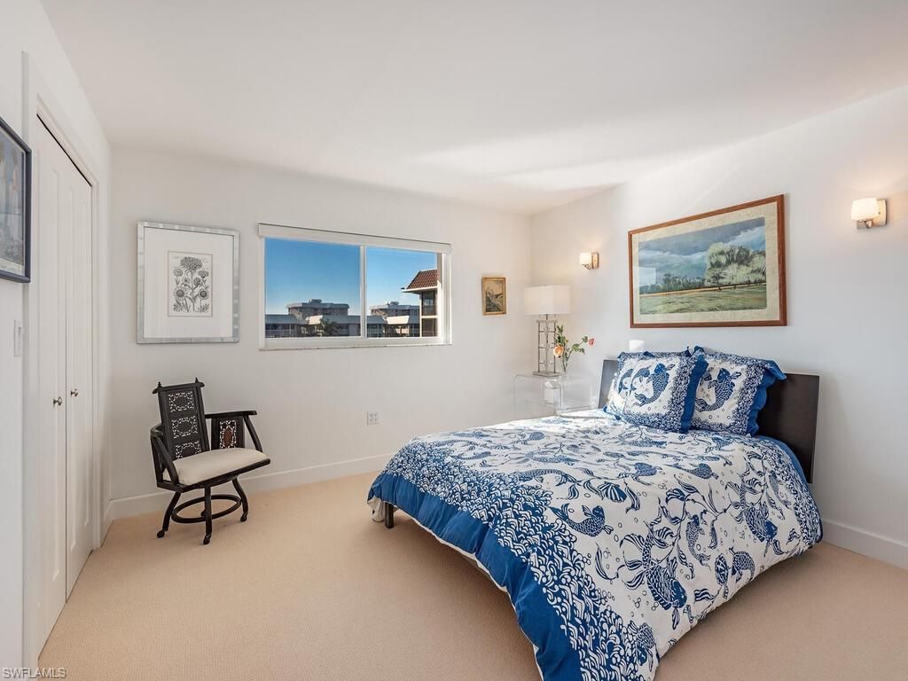 222 Harbour Dr, Unit 503, Naples, FL 34103 Photo