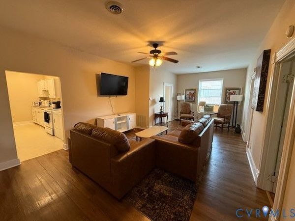 101 S Main Street, Unit B, Blackstone, VA 23824