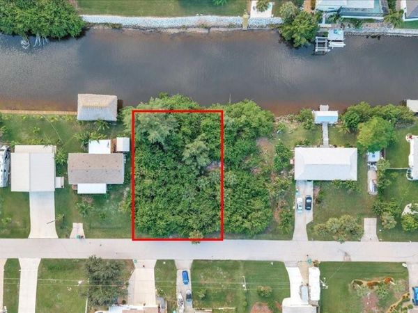 3631 MAGNOLIA WAY, PUNTA GORDA, FL 33950
