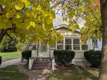 526 Wooster Road N, Barberton, OH 44203