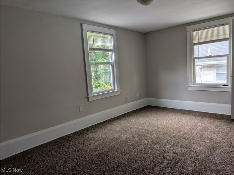 526 Wooster Road N, Barberton, OH 44203 Photo 12