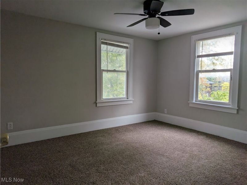 526 Wooster Road N, Barberton, OH 44203 Photo 13