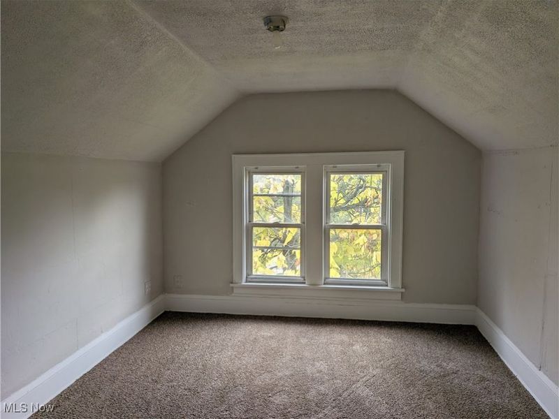 526 Wooster Road N, Barberton, OH 44203 Photo 15